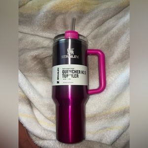 STANLEY® The Flow State Quencher H2.0 Tumbler 40oz